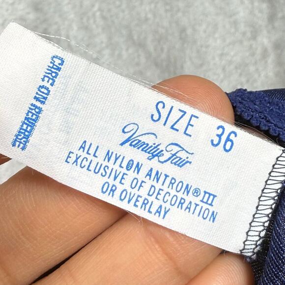 VTG Vanity Fair Full Slip Sz 36 Navy Lace Trim Nylon Light 90s Sleepwear Adjust - Picture 5 of 11